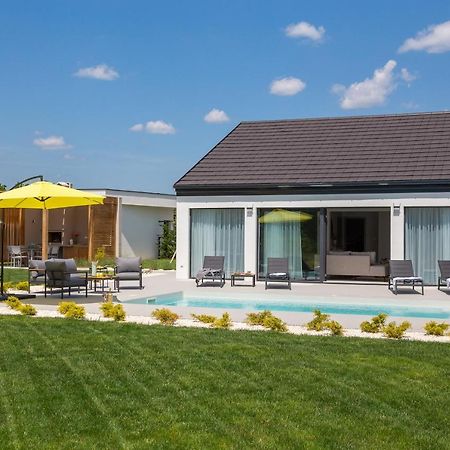 Bandelli Villas Oklaj 외부 사진