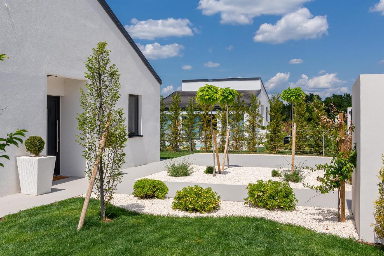 Bandelli Villas Oklaj 외부 사진