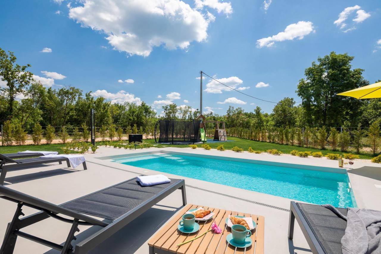 Bandelli Villas Oklaj 외부 사진